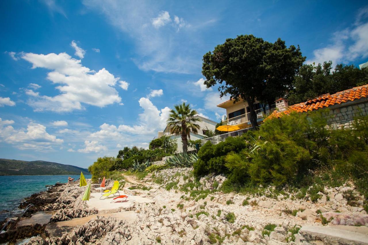 Villa Amarela Seget Vranjica Luaran gambar